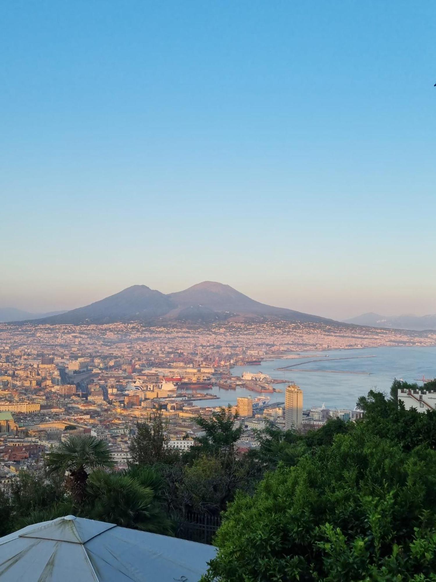 Niluna Napoli Exterior foto